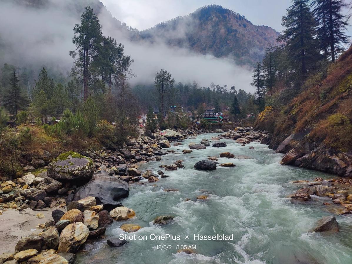 Breathe Inn Kasol Extérieur photo